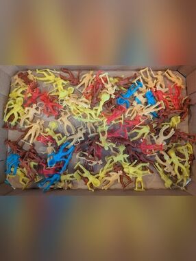 Vintage 60s Marx MPC Toy Soldiers Cowboy Indigenous Horse Riders Lot 100+ Figure